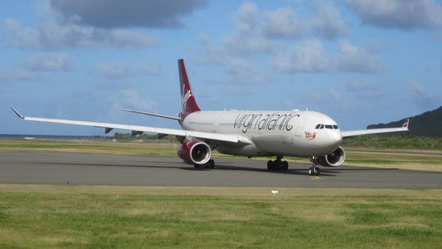 Airbus A330-300 (G-VWAG)