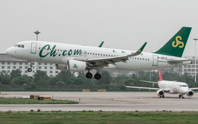 B-8873 — - A320-214(B-8873) Landing