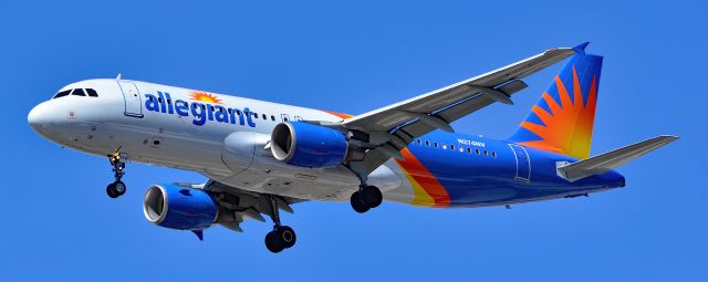 Airbus A320 (N274NV) - N274NV Allegiant Air Airbus A320-214 s/n 3079 - Las Vegas - McCarran International Airport (LAS / KLAS)br /USA - Nevada April 30, 2021br /Photo: Tomás Del Coro