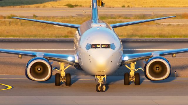 Boeing 737-900 (N927DZ)