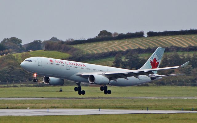 Airbus A330-300 (C-GHKW) - air canada a330-343 c-ghkw diverting to shannon while routing from lyon to montreal 25/9/18.