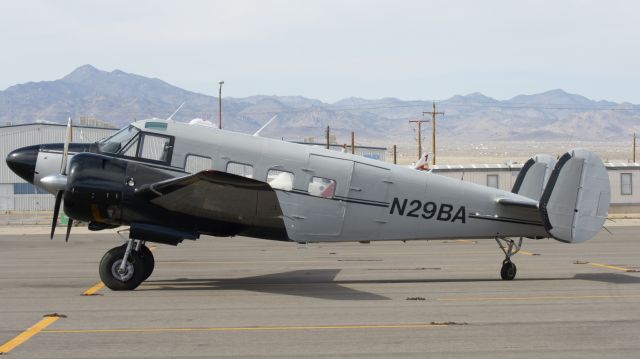 Beechcraft 18 (N29BA)