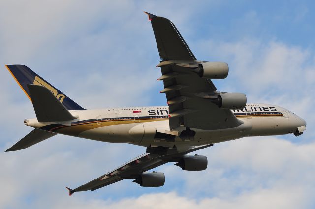 Airbus A380-800 (9V-SKI) - Singapore Airlines flight SQ224 having just after take off from Melbournes Tullamarine Airport runway 34 on its way to Singapores Changi Airport. 02/06/2012