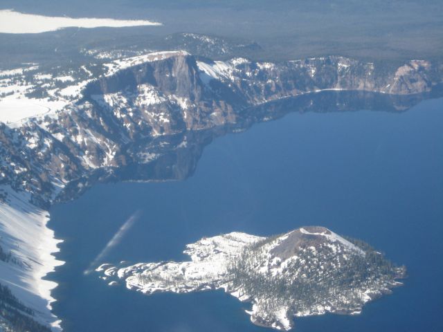 Piper Cherokee Arrow (N366LC) - Crater Lake Island