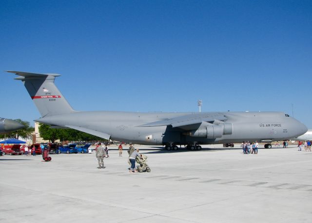 Lockheed C-5 Galaxy (86-0018) - At Barksdale Air Force Base. The only thing that would have made it better if it was the C-5M. One stopped over a few weeks ago but did not have my camera with me. 