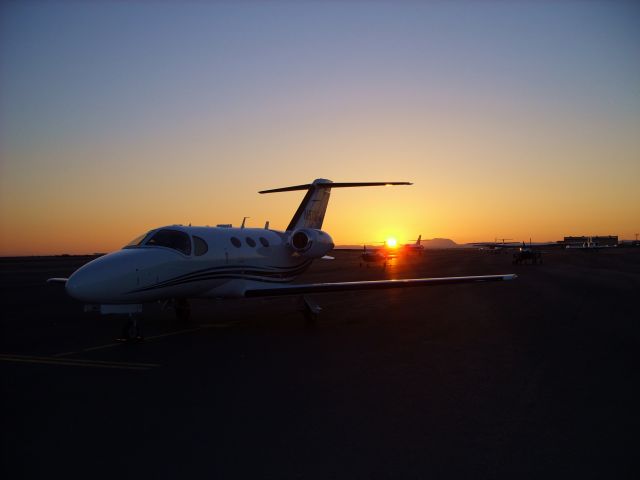 Cessna Citation Mustang (N510GJ) - SUNRISE AT EL PASO,TX