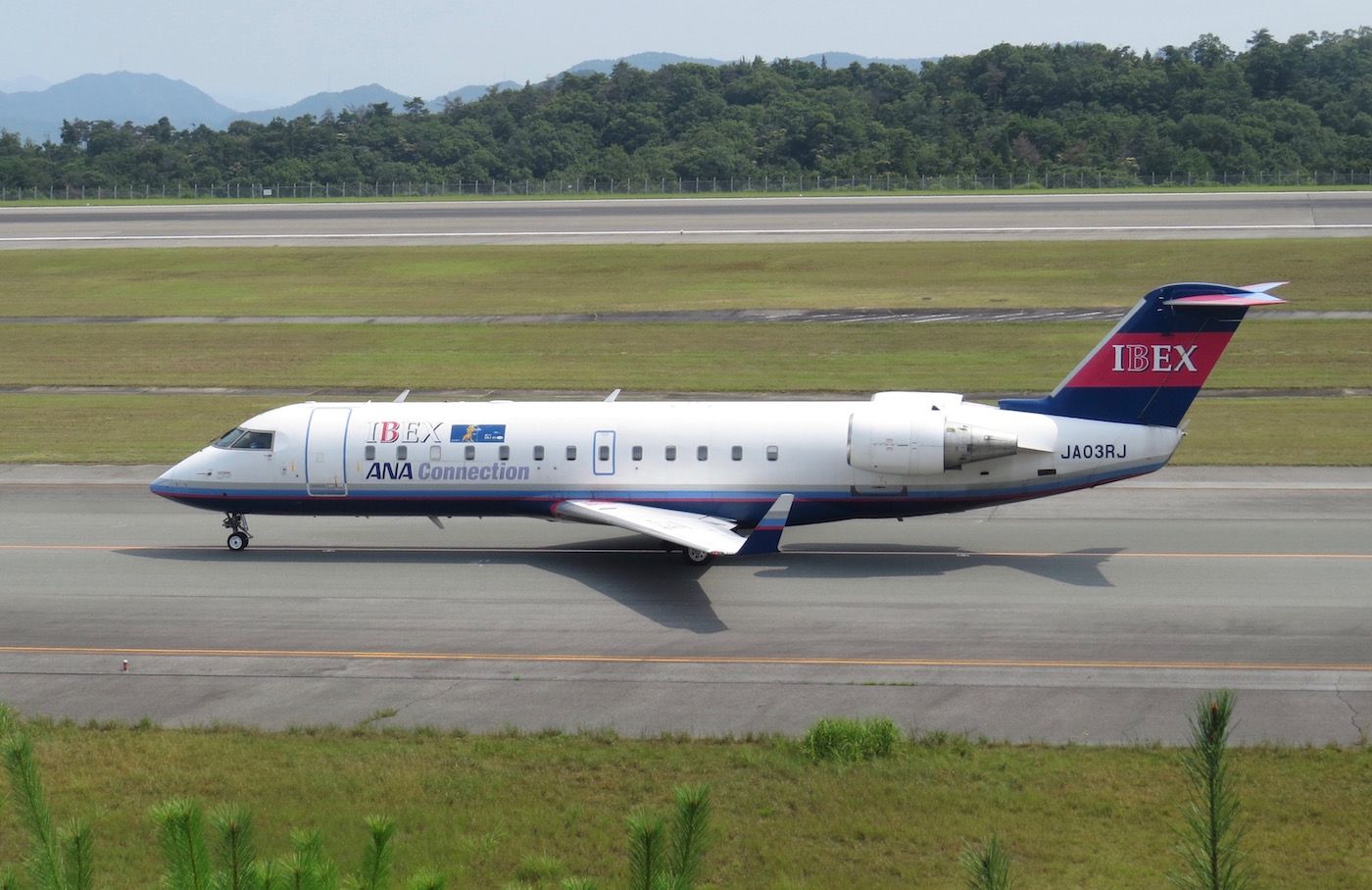 Canadair Regional Jet CRJ-200 (JA03RJ) - Bombardier Regional Jet of IBEX on its way to Sendai taxiing to rwy 28 at Hiroshima airport.