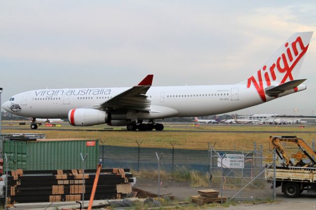 Airbus A330-200 (VH-XFH)