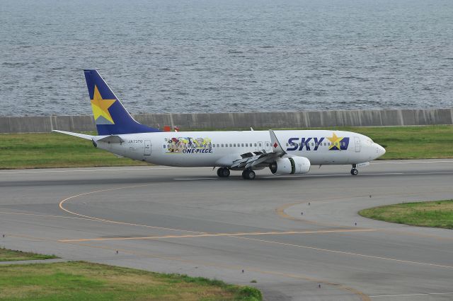 Boeing 737-800 (JA737U) - Specially painted plane ONE PIECE JET