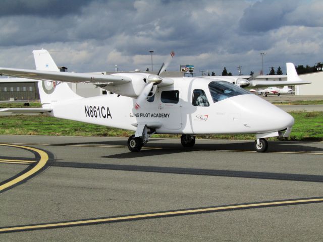 TECNAM P-2006T (N861CA) - Taxiing to ramp