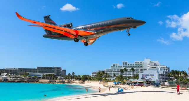 Dassault Falcon 8X (LX-LXL) - A great looking bird over the beach!