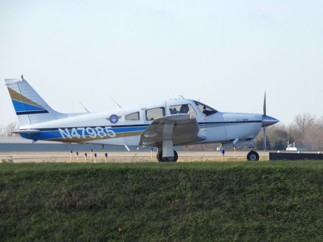 Piper Cherokee Arrow (N47985)