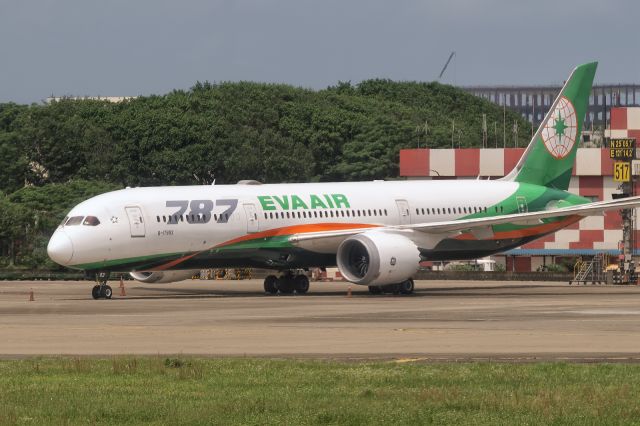 Boeing 787-9 Dreamliner (B-17883) - 27th April, 2025: Parked on the apron by runway 23R at Taipei-Taoyuan International Airport. 