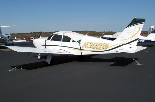 Piper Cherokee (N30DW)