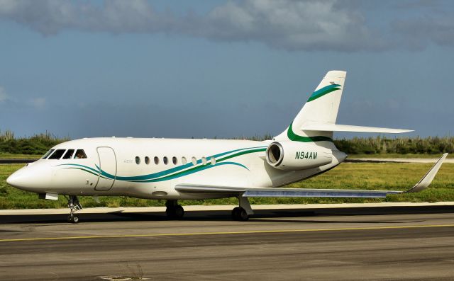 Dassault Falcon 2000 (N94AM)