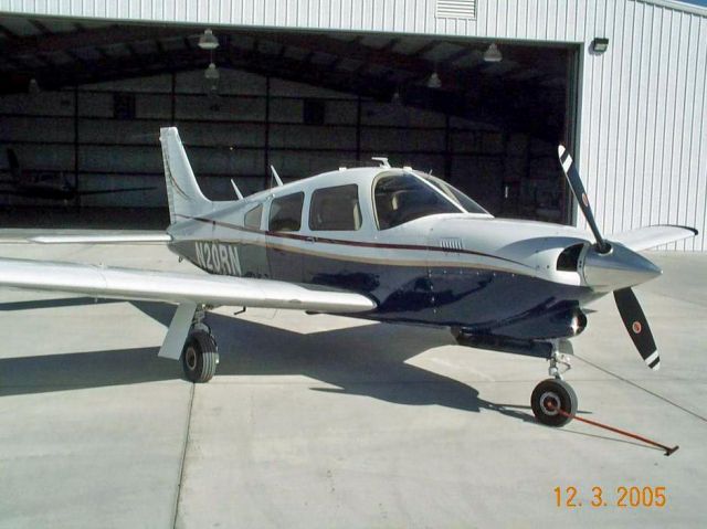 Piper Arrow 4 (N20RN)