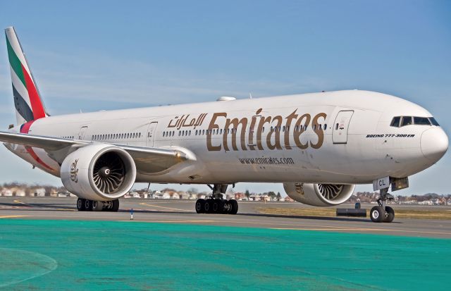 BOEING 777-300ER (A6-ECL) - Super Close up of EK237 taxiing to the gate A6-ECL Non-Stop from Dubai