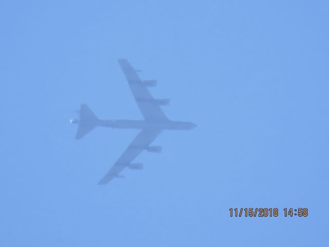 Boeing B-52 Stratofortress (61-0017)