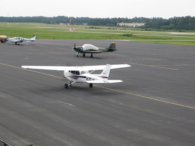 Cessna Skyhawk (N70JA)