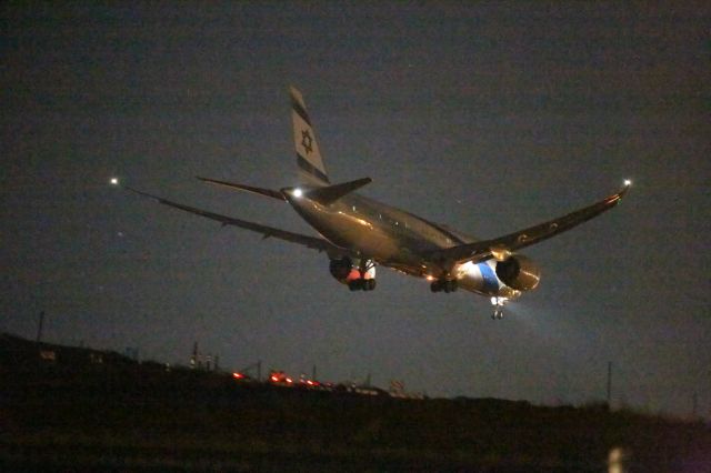 Boeing 787-9 Dreamliner (4X-EDB)