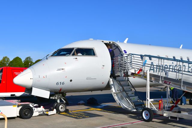 Canadair Regional Jet CRJ-700 (N616QX) - American Eagle Bombardier CRJ-701ER N616QX in Charlotte