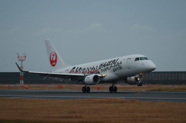 Embraer 170/175 (JA225J) - J-Air (Japan Airlines)