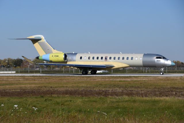 BOMBARDIER BD-700 Global 7500 (C-FXAI) - Photo by Frederick K. Larkin