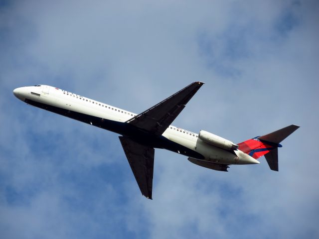 McDonnell Douglas DC-9-50 (N787NC)