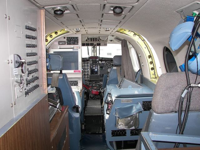 Beechcraft Super King Air 300 (N81) - Inside the FAAs King Air