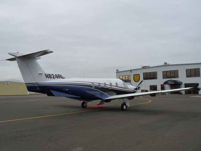 Pilatus PC-12 (N824RL)