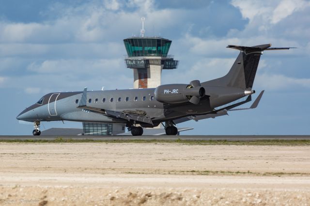 Embraer ERJ-135 (PH-JRC)