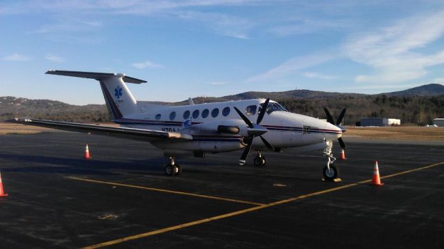 Beechcraft Super King Air 200 (N70AJ)