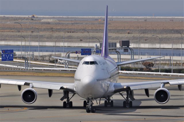 Boeing 747-400 (HS-TGG)