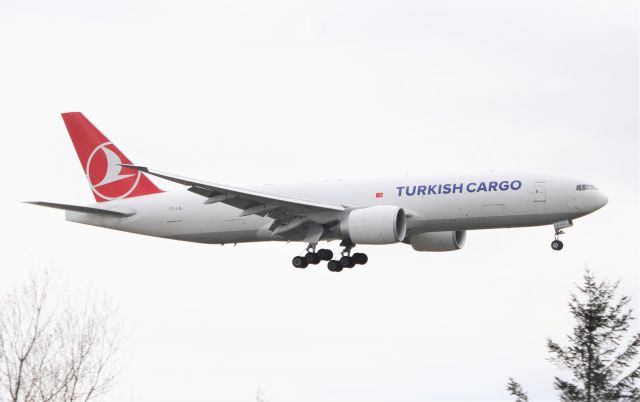 Boeing 777-200 (TC-LJL) - turkish cargo b777-ff2 tc-ljl landing at shannon from istanbul 5/4/21.