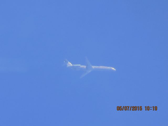 McDonnell Douglas MD-83 (N983TW)