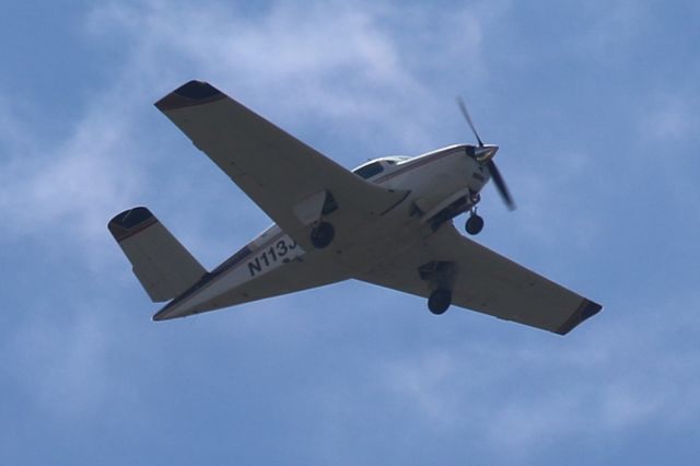 Beechcraft 35 Bonanza (N113JL)