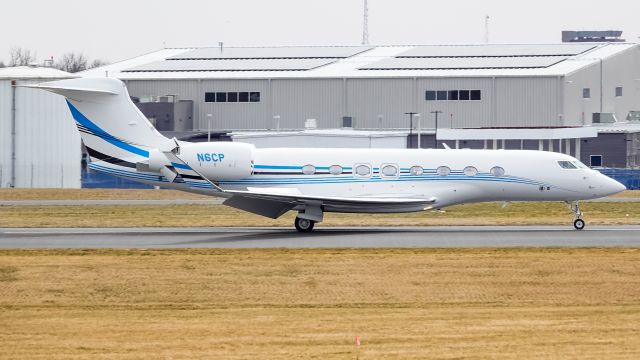 Gulfstream Aerospace Gulfstream G650 (N6CP) - A Pfizer G650ER arriving on Trenton's 24 after a short flight from JFK.