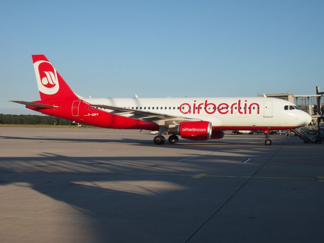 Airbus A320 (D-ABFF)