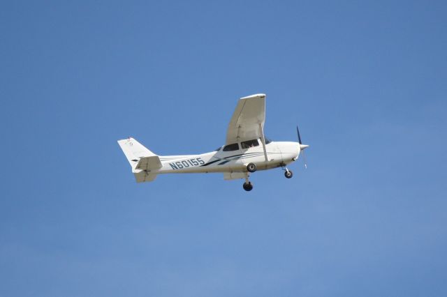 Cessna Skyhawk (N60155) - Cessna Skyhawk (N60155) departs Sarasota-Bradenton International Airport enroute to Naples Municipal Airport