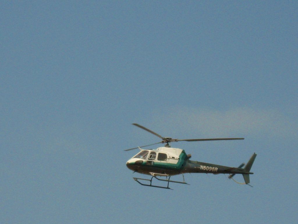 Eurocopter AS-350 AStar (N6096R) - LIFTING OFF FROM SANTA ANA