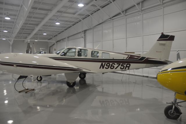 Beechcraft Bonanza (36) (N9675R)