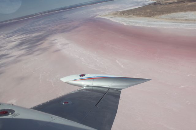 Cessna 340 (VH-MAZ) - Over Lake Eyre