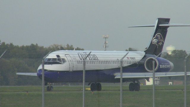 Boeing 717-200 (N946AT) - Baltimore Ravens paint scheme