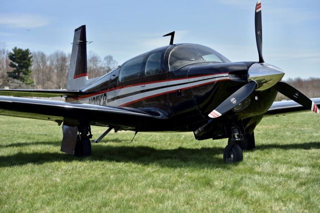 Mooney M-20 (N211KB)