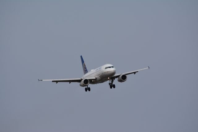 Airbus A319 (N840UA)