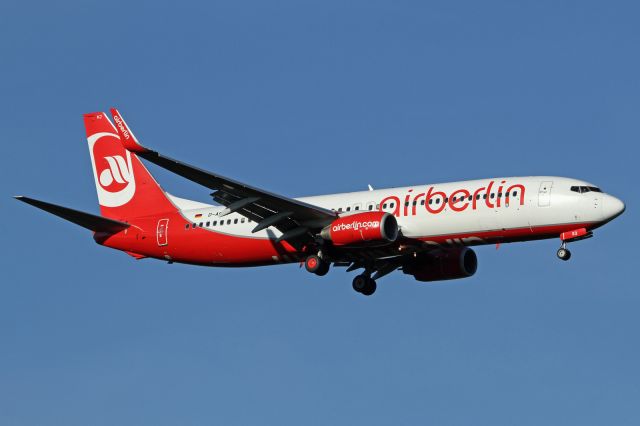 Boeing 737-800 (D-ABKQ)