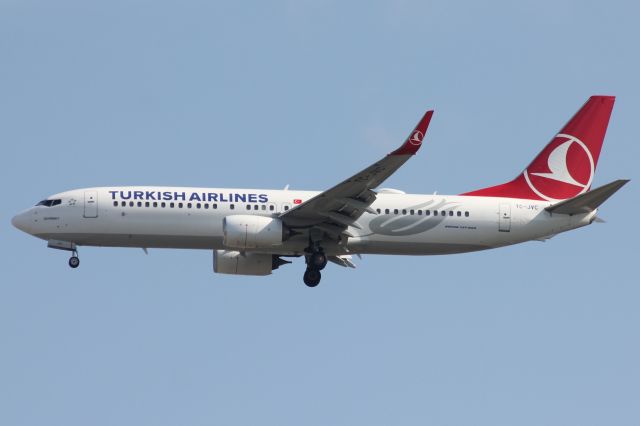 Boeing 737-800 (TC-JVC)