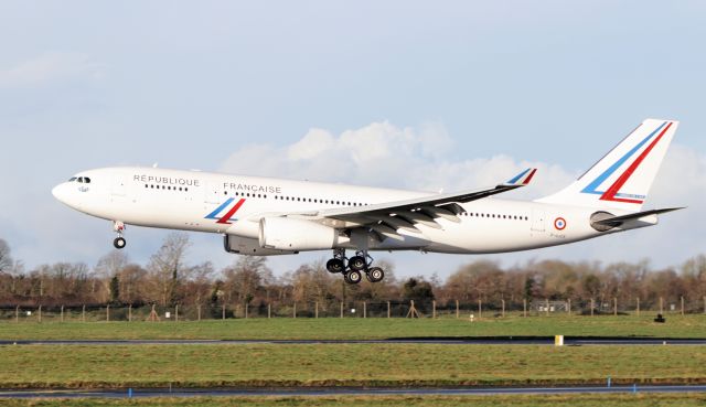 Airbus A330-200 (F-UJCS) - "ctm2121" french air force a330-243 f-ujcs landing at shannon 3/12/20.