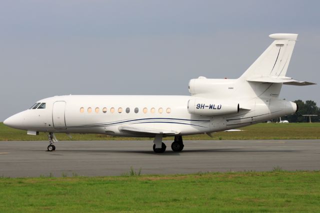 Dassault Falcon 900 (9H-WLD)