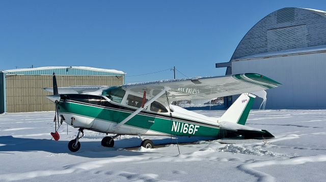 Cessna Skyhawk (N1166F) - N1166F - 1966 Cessna 172G